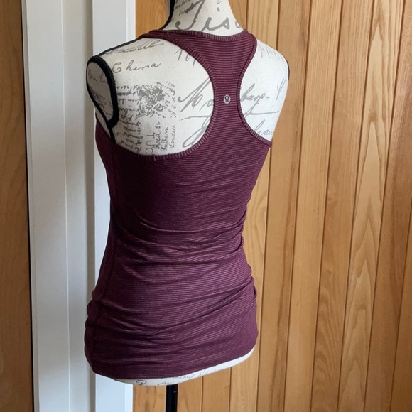 Lululemon Maroon Red Stripe Cool Racerback Tank Top. Like new! Size 4 - Picture 6 of 13